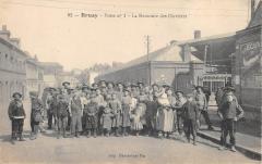 Bruay - Fosse N°1 - La Remonte Des Ouvriers