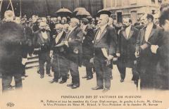 Funerailles Des 27 Victimes De Pluviose - Mr Fallieres Et Tous Les Membre