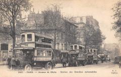 Avenue de Clichy - Station des Omnibus automobiles à Paris 17e