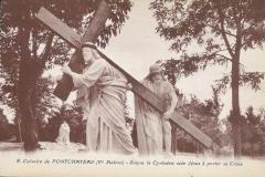 Calvaire de Pontchâteau (Vème Station) - Simon le Cyrénéen aide Jésus à porter sa Croix à Pontchâteau