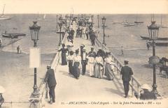 Arcachon - Sur La Jette Promenade à Arcachon