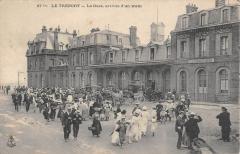 Le Treport - La Gare - Arrivee D'Un Train au Tréport