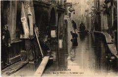 Crue de la Seine Paris 5e Rue de Bievre à Paris 5e