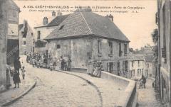 Crepy En Valois - La Descente De L'Ancienne Porte De Compiegne -
																					60800 Crépy-en-Valois
																			