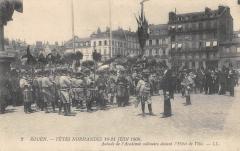 Rouen - Fetes Normandes - Aubade De L'Academie Culinaire à Rouen