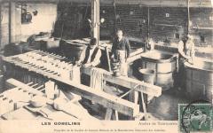 Carte postale ancienne Les Gobelins - Atelier de Teinturerie
                                                                     à Paris 13e
                                