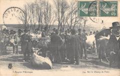 Laveyron Pittoresque - Sur Le Champ De Foire