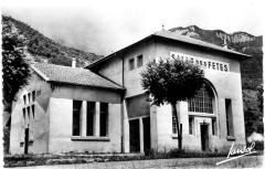 La salle des fêtes -
																					38660 Saint-Vincent-de-Mercuze
																			