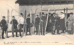 Le Hohneck - Frontiere D'Alsace - Les Skieurs Au Hohneck