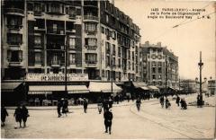 Carte postale ancienne Avenue de la Porte de Clignancourt - Angle du Boulevard Ney
                                                                     à Paris 18e
                                