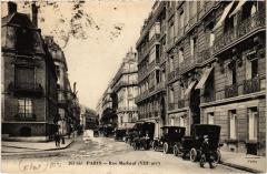 Paris 8e Rue Marbeuf à Paris 8e