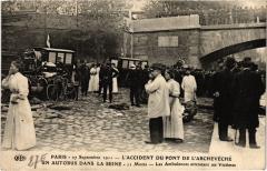 Paris Accident Pont de l'Archeveché Autobus dans la seine -
													75 Paris
												