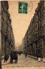 Paris 7e Rue Latour-Mabourg à Paris 7e