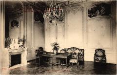 Paris 7e Grand Salon à Paris 7e