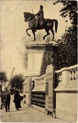 Paris 5e Statue Etienne Marcel -
																					75005 Paris 5e
																			