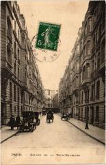 Paris 7e Square de La Tour-Maubourg à Paris 7e