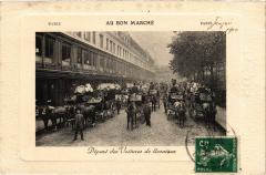Paris 7e Au Bon Marche Départ des Voitures de Livraison à Paris 7e