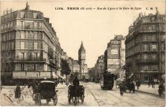 Rue de Lyon et la Gare de Lyon à Paris 12e