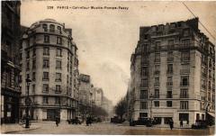 Carrefour Muette-Pompe-Passy à Paris 16e