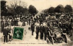 L'Avenue du Bois de Boulogne - Retour des Courses -
																					75016 Paris 16e
																			