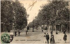 Avenue Daumesnil à Paris 12e