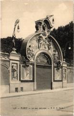 Carte postale ancienne Le Bal Bullier
                                                                     à Paris 5e
                                