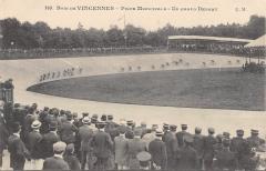 Bois De Vincennes - Piste Municipale - Un Grand Depart à Vincennes