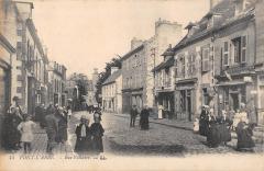 Pont L'Abbe - Rue Voltaire à Pont-l'Abbé