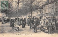 Orleans - Le Marche Aux Puces à Orléans