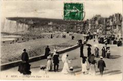 Mers la plage et la Digue
