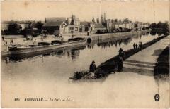 Abbeville le port à Abbeville