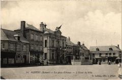 Albert Place d'Armes Hotel de Ville à Albert