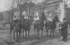 Angers - Carte Photo - Cavaliers Avec Une Tenue Mauresque -
																					49100 Angers
																			