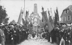 Rixheim - Carte Photo - Hommage Au Monument Aux Morts Victimes De La Gran -
																					68170 Rixheim
																			