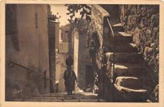 Eze - Une Vieille Rue Du Village -
																					06360 Èze
																			