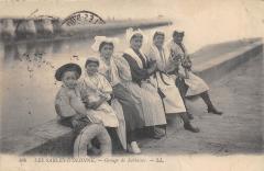 Les Sables D'Olonne - Groupe De Sablaises aux Sables-d'Olonne