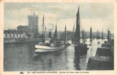 Les Sables D'Olonne - Sortie Du Port Dans La Brume aux Sables-d'Olonne
