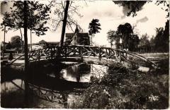 Ham Parc Delicourt et eglise -
																					80320 Licourt
																			