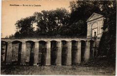 Doullens entree de la Citadelle à Doullens