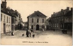 Conty la place et les Halles à Conty