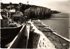 Ault la plage -
													80 Somme
												