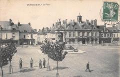 Chateaudun - La Place -
																					28200 Châteaudun
																			