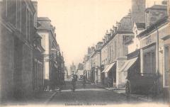 Chateaudun - Rue D'Orleans -
																					28200 Châteaudun
																			