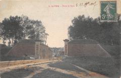 La Fere - Porte De Paris -
																					02800 La Fère
																			