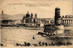 Marseille la Cathedrale et Fort Saint-Jean à Marseille