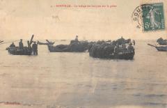 Gouville - Le Halage Des Barques Sur La Greve -
																					50210 Ouville
																			