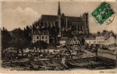Amiens la cathedrale et le marche à Amiens