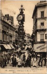 Amiens Horloge et Rue des Vergeaux à Amiens