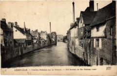 Abbeville vieilles maisons sur la Somme à Abbeville