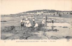 Trouville Sur Mer - Les Planches Et Le Trouville Palace à Trouville-sur-Mer